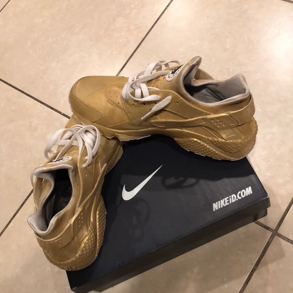 custom huaraches gold